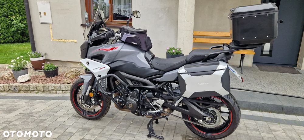 Yamaha MT - 7