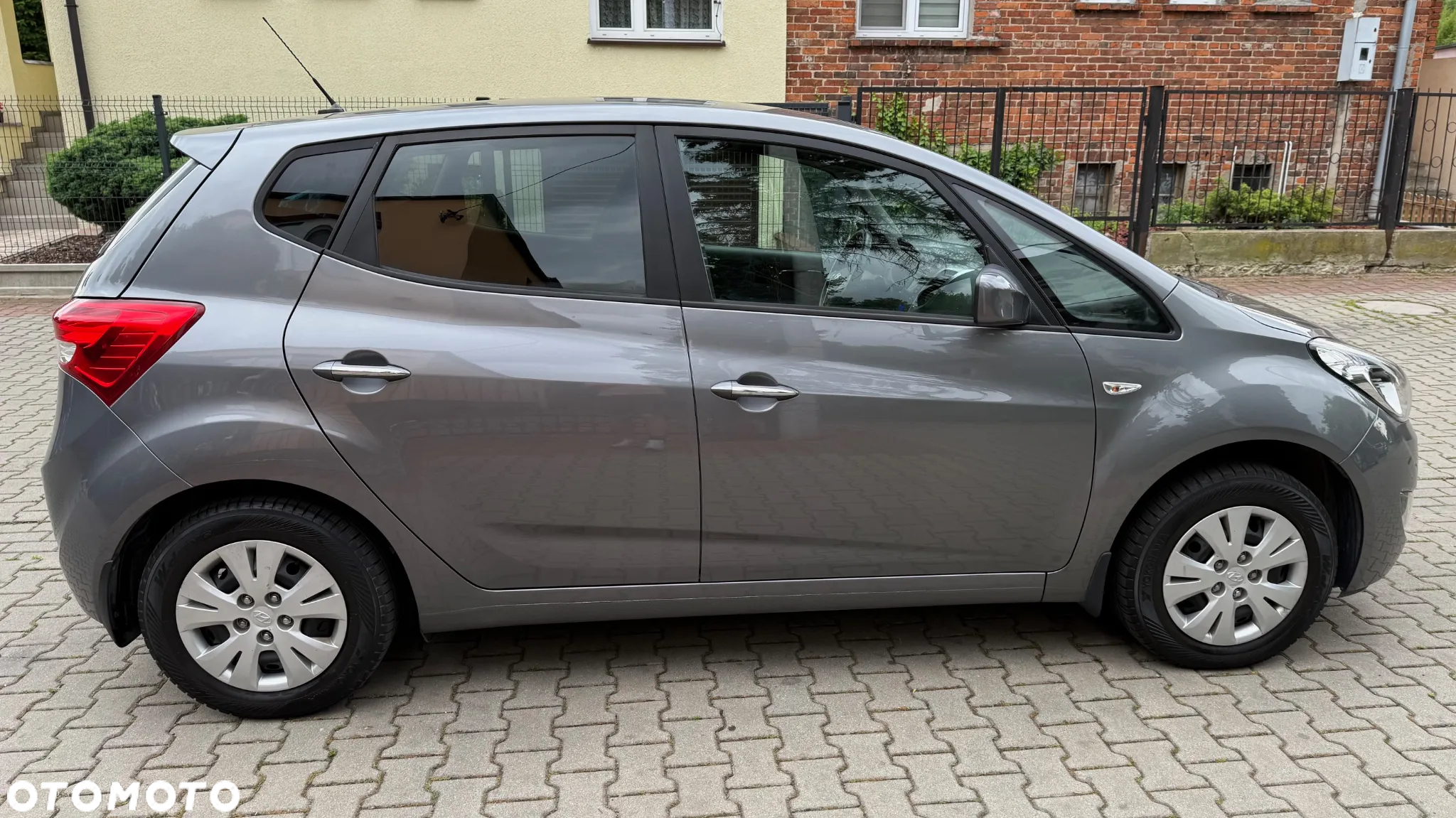 Hyundai ix20 1.6 Premium - 9