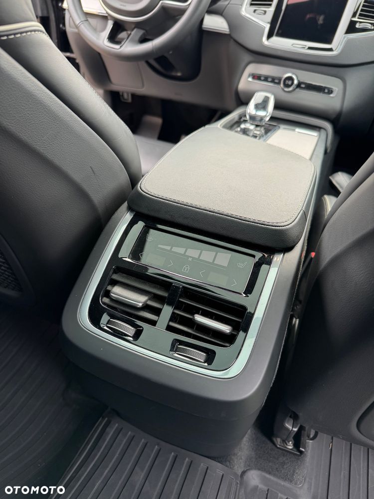Volvo XC 90 B6 B AWD Ultimate Dark 7os - 17