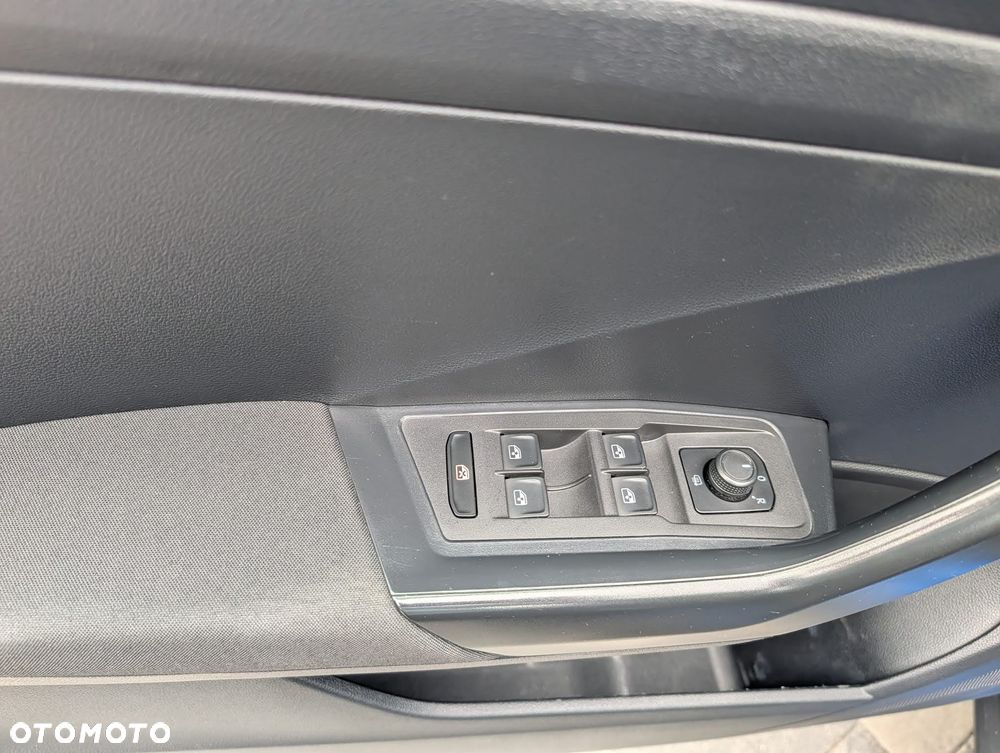 Volkswagen T-Roc 1.0 TSI - 21