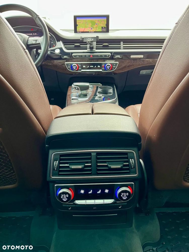 Audi Q7 - 20