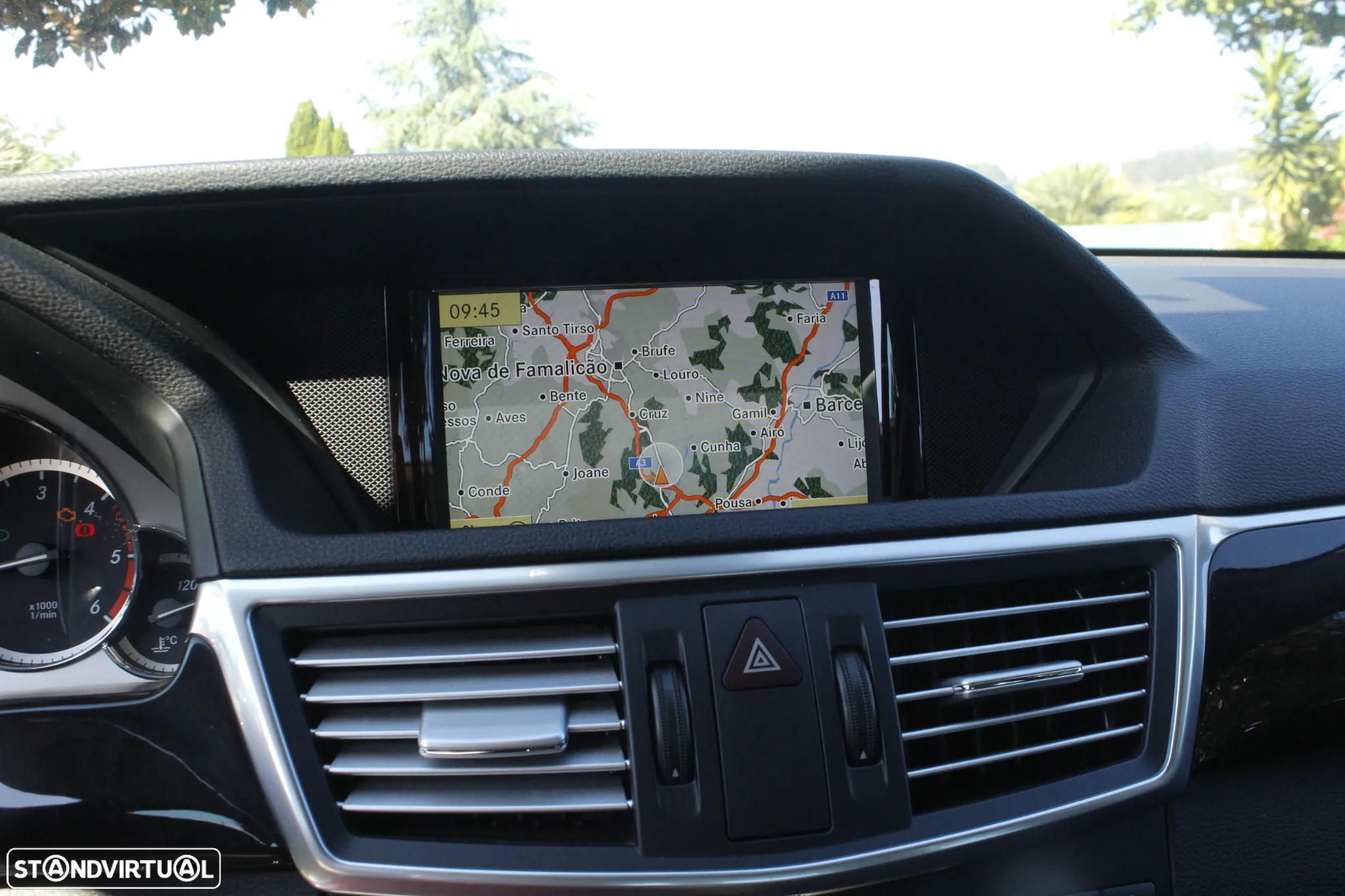 Mercedes-Benz E 250 BlueTEC Avantgarde - 26