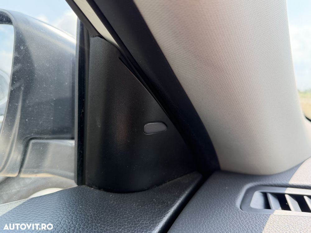 Nissan X-Trail 2.0 dCi ALL-MODE 4x4i Xtronic N-Connecta - 23