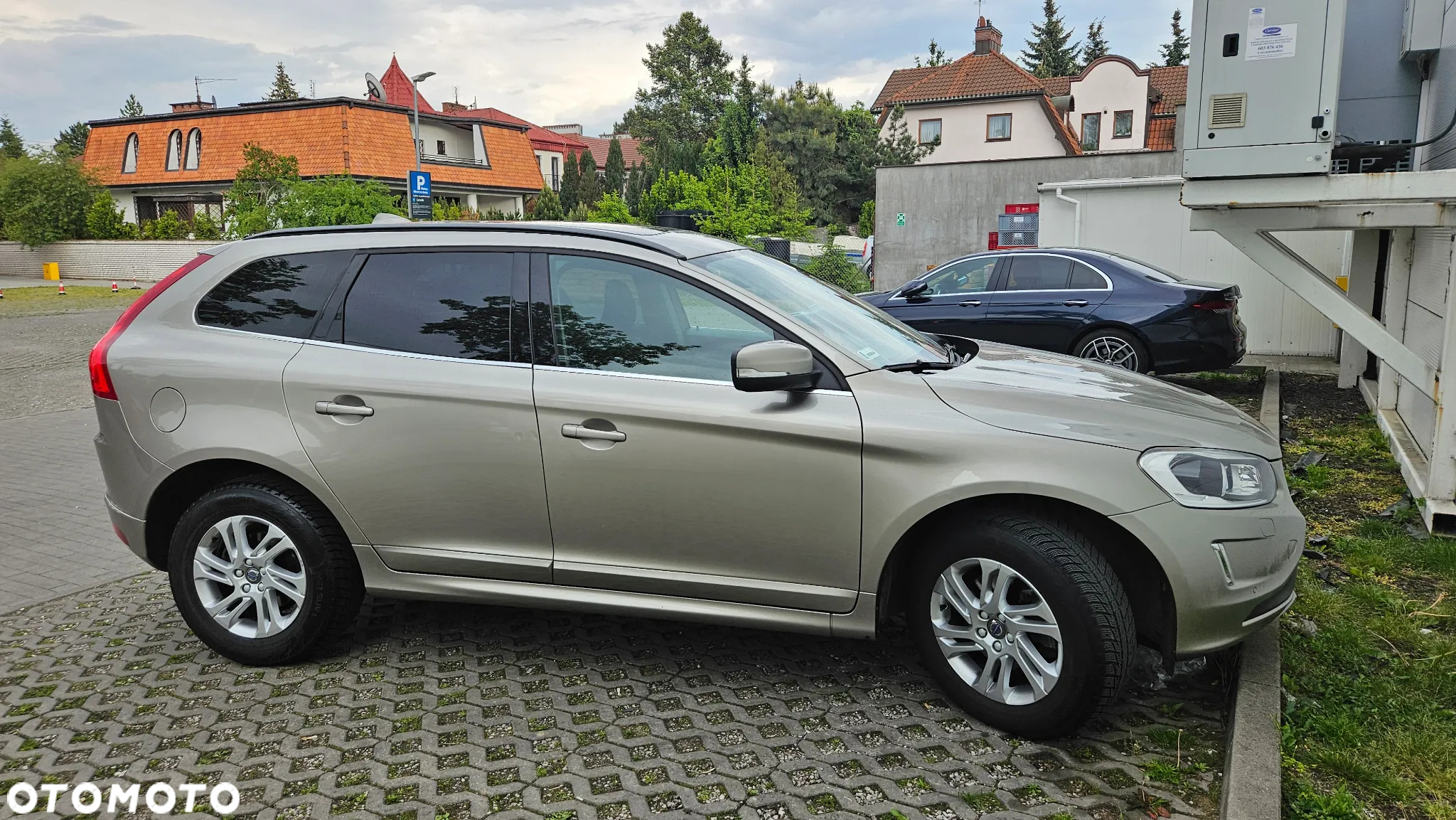 Volvo XC 60 D4 Drive-E Momentum - 5