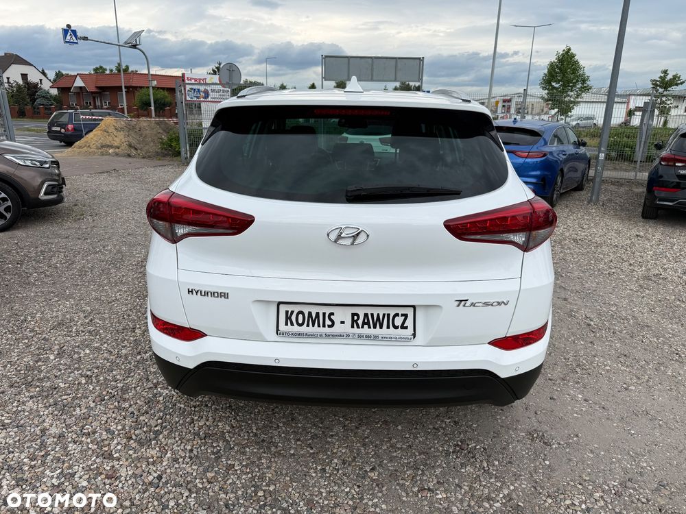 Hyundai Tucson blue 1.7 CRDi 2WD Style - 6