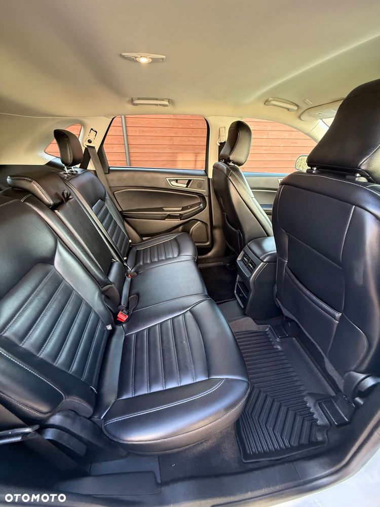 Ford Edge - 24