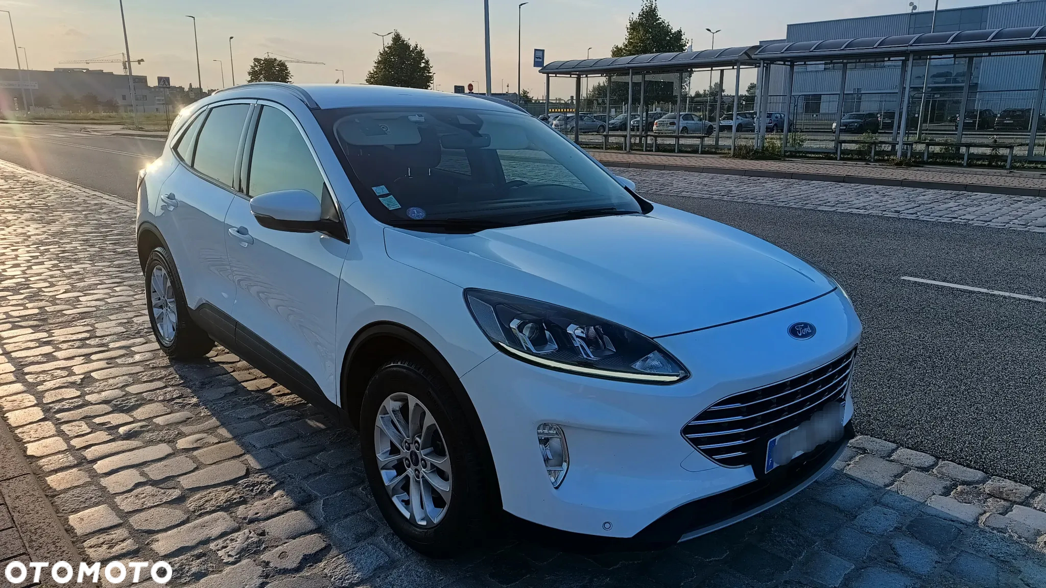 Ford Kuga 2.5 Duratec FHEV ST-LINE - 13