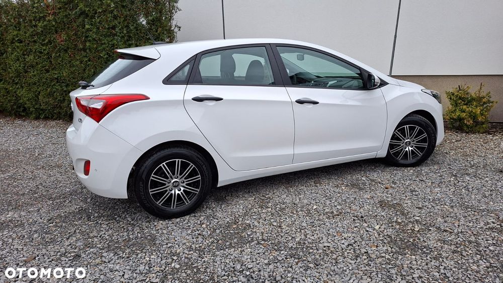 Hyundai i30 1.4 Fifa World Cup Edition - 3