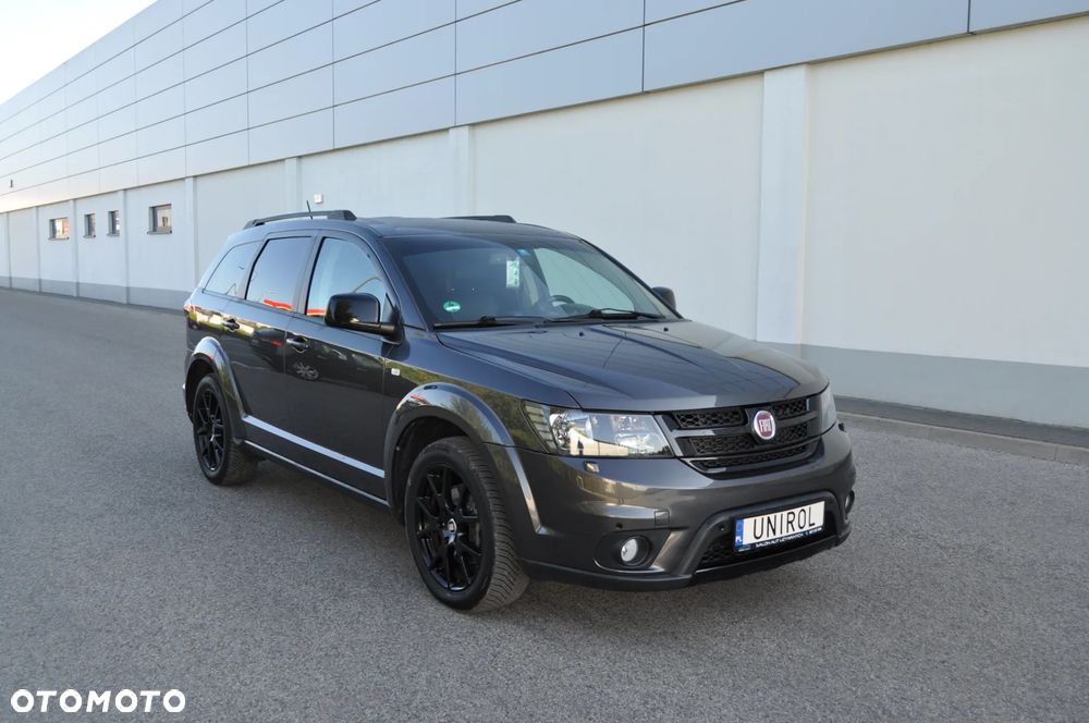 Fiat Freemont 2.0 Multijet Black Code AWD - 4