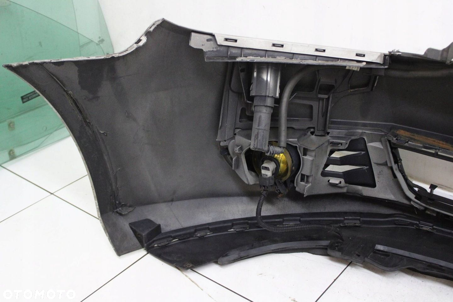 VW GOLF VI 6 KOMBI 2009R- ZDERZAK PRZÓD PRZEDNI XENON LR7L - KOD LAKIERU - 7