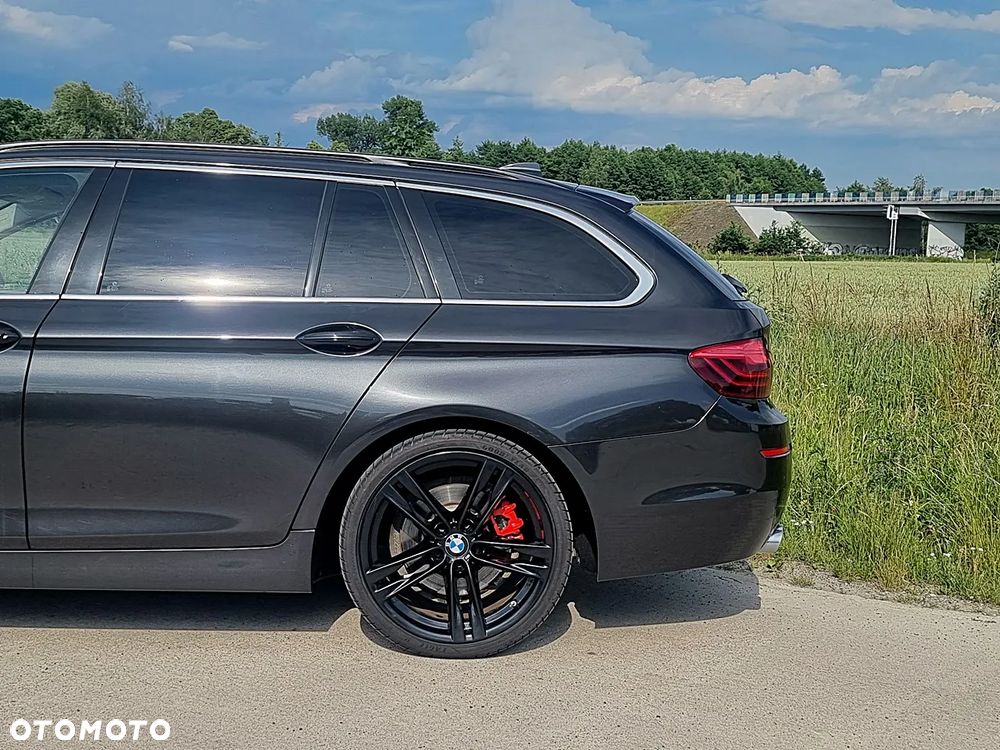BMW Seria 5 520d Luxury Line sport - 17