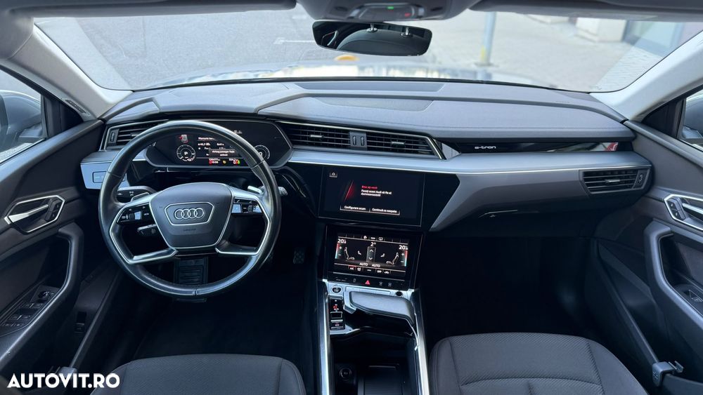 Audi e-tron - 20