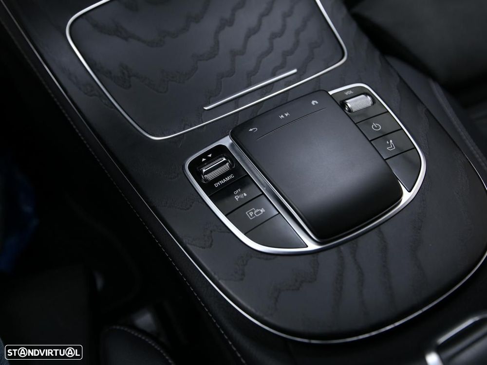 Mercedes-Benz E 300 de AMG Line - 20