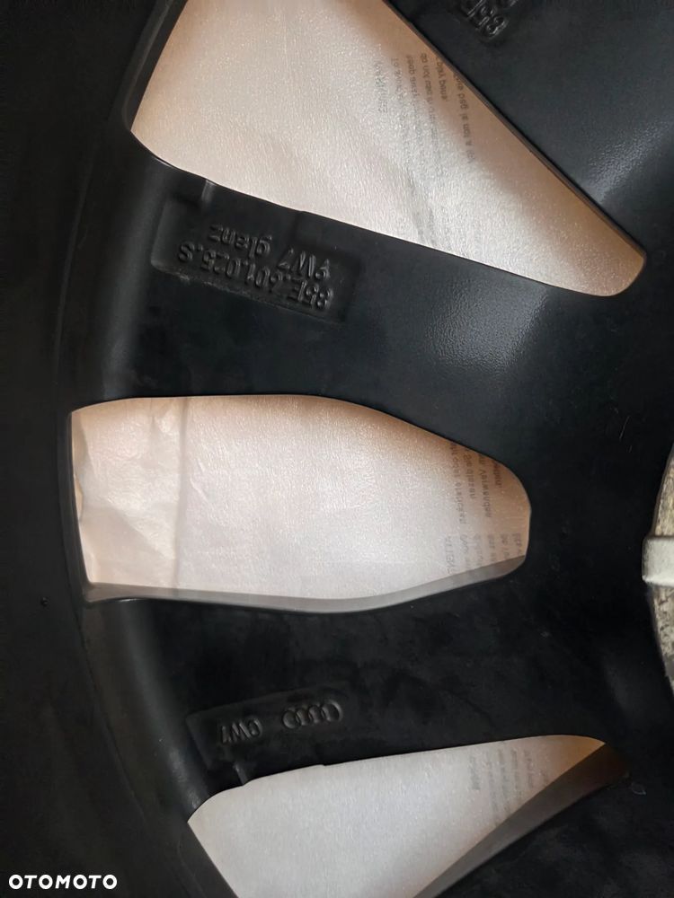 Felga Aluminiowa Audi A6 e-tron RS C9 21 Cali 85E601025AQ E- 9,1/2Jx21H2 ET 63 - 17
