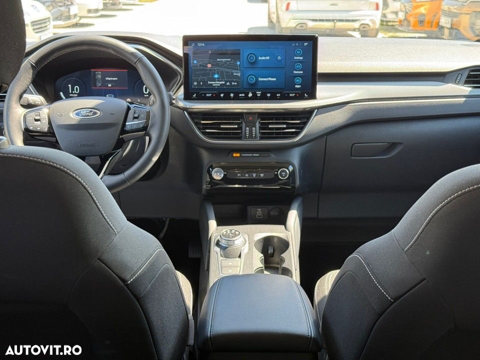 Ford Kuga - 12