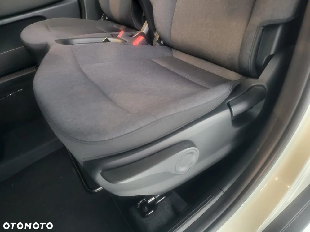 Hyundai Inster 49kWh Modern - 15