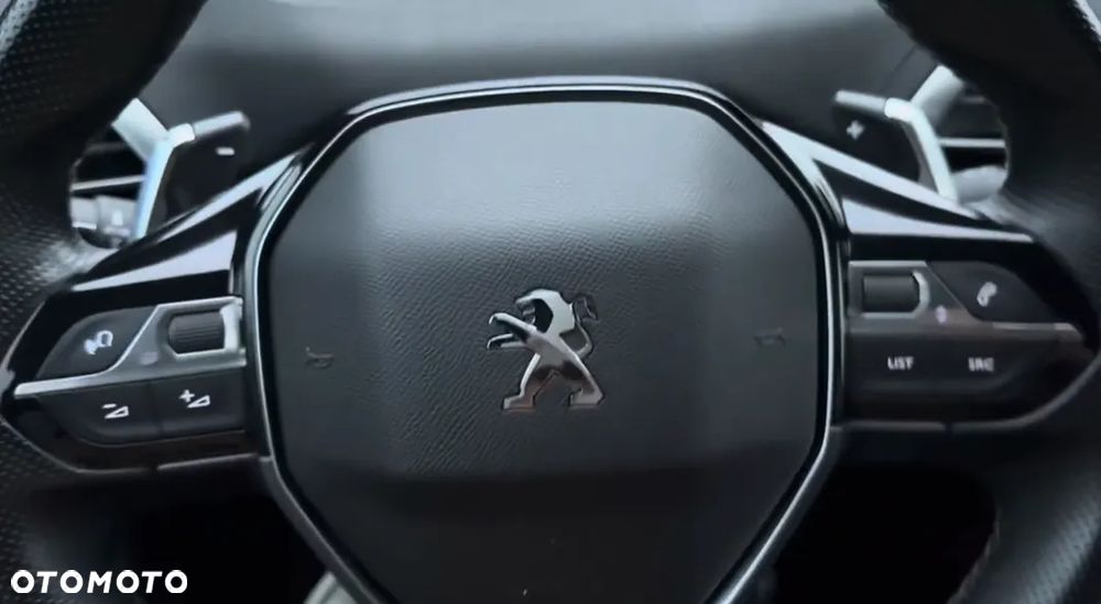 Peugeot 5008 1.6 PureTech GT Line S&S EAT8 - 21