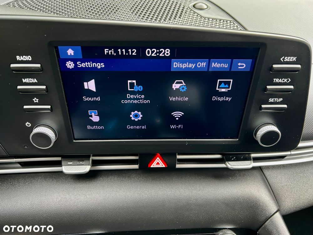 Hyundai Elantra 1.6 Smart - 23