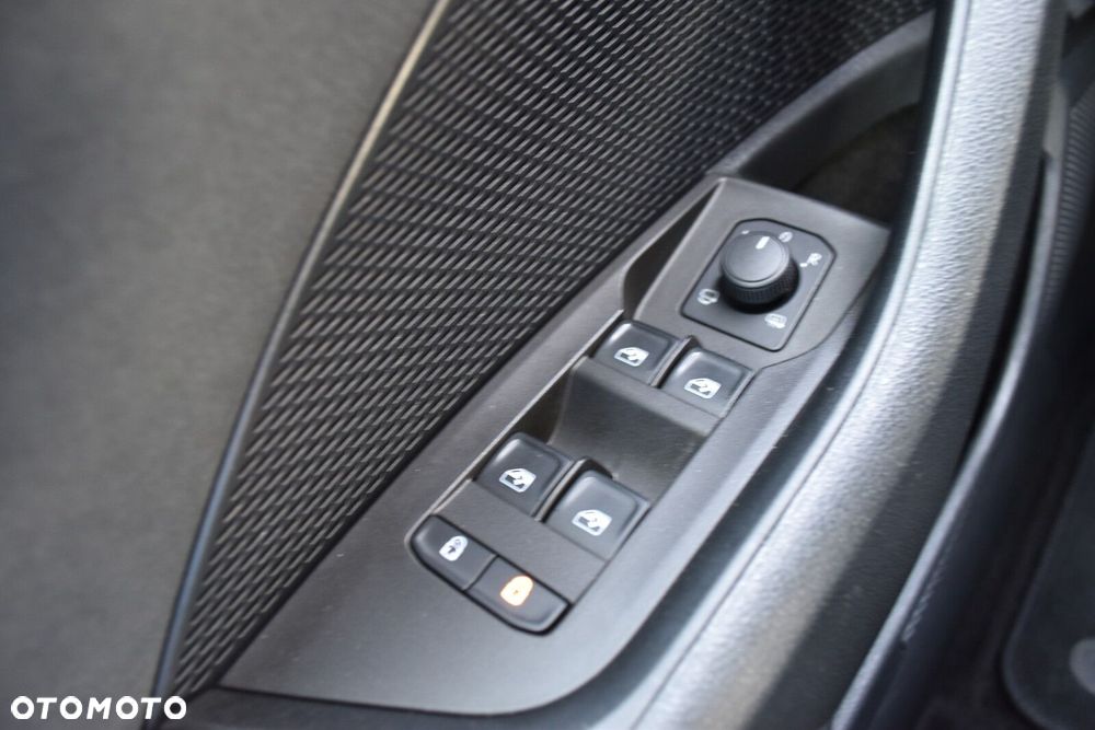 Skoda Octavia 2.0 TDI RS DSG - 28