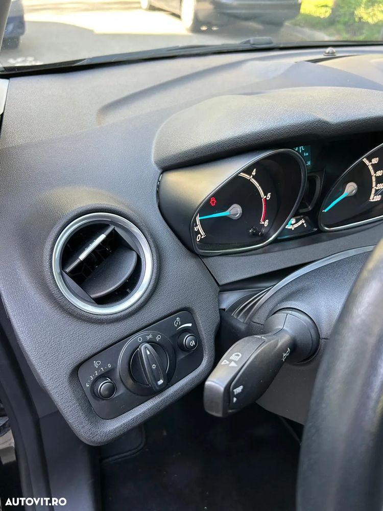 Ford Fiesta 1.5 TDCi Titanium - 3