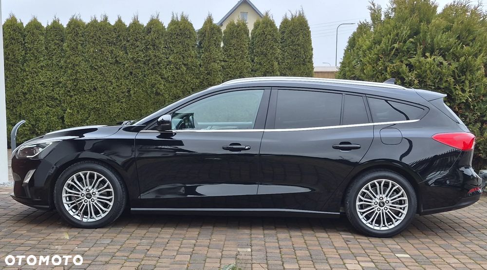 Ford Focus SW - 31