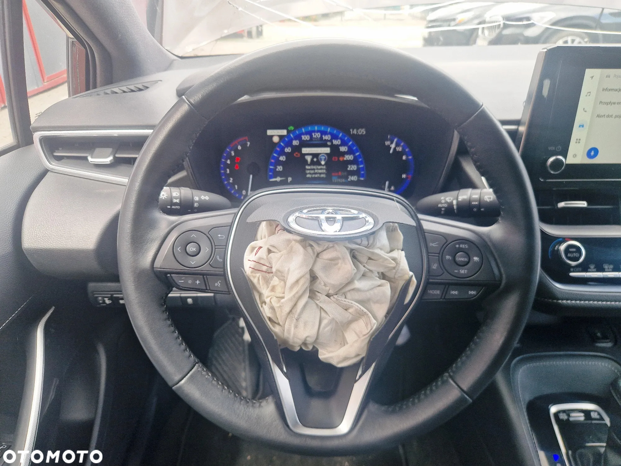 Toyota Corolla 1.8 Hybrid Style - 22