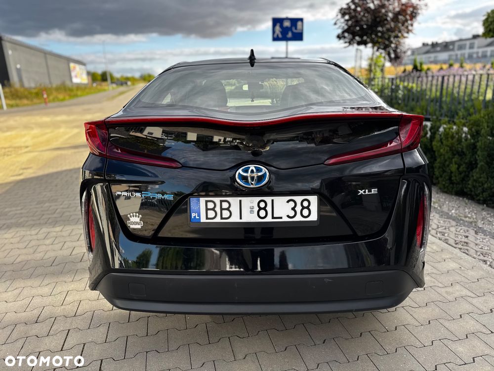 Toyota Prius 1.8 Hybrid Prestige - 4