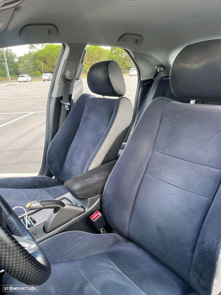 Honda Civic 1.4 Comfort - 11