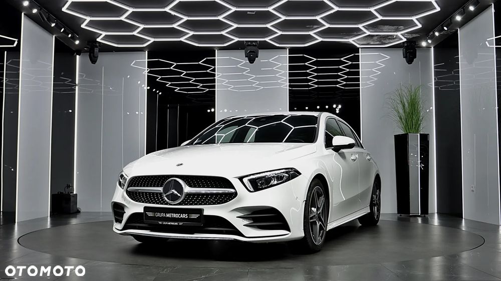 Mercedes-Benz Klasa A 200 AMG Line 7G-DCT - 2