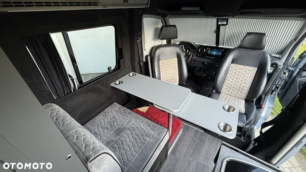 Mercedes-Benz Sprinter - 5