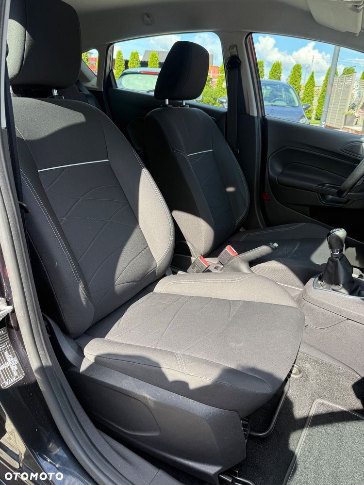 Ford Fiesta - 22
