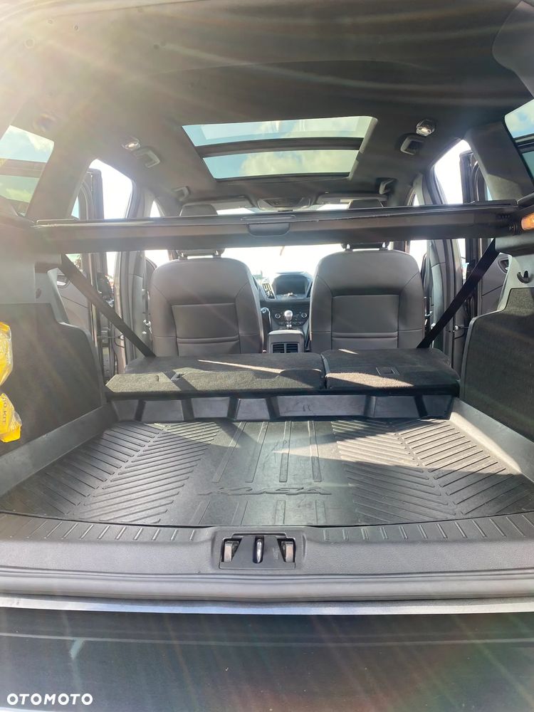 Ford Kuga - 20