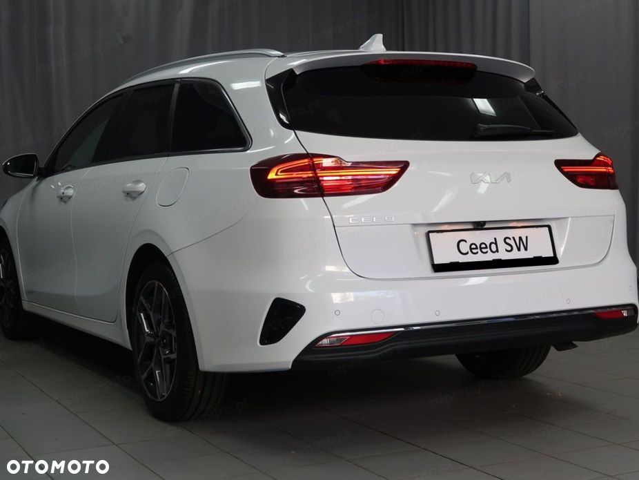 Kia Ceed 1.5 T-GDI Tribute DCT - 5