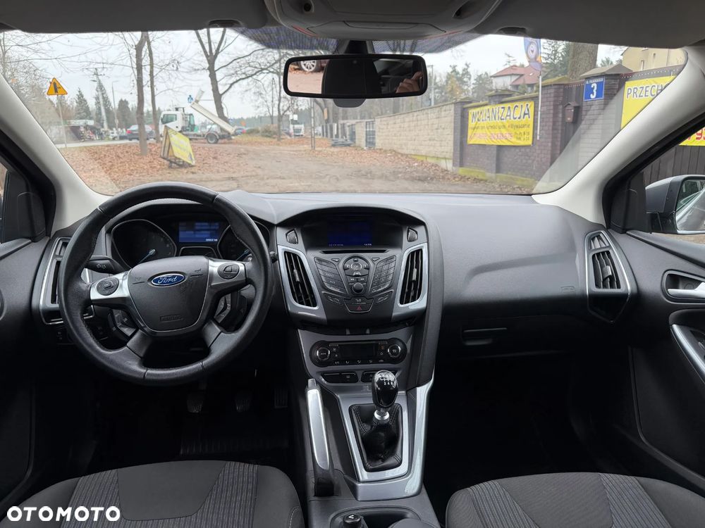 Ford Focus 1.6 EcoBoost Titanium - 10