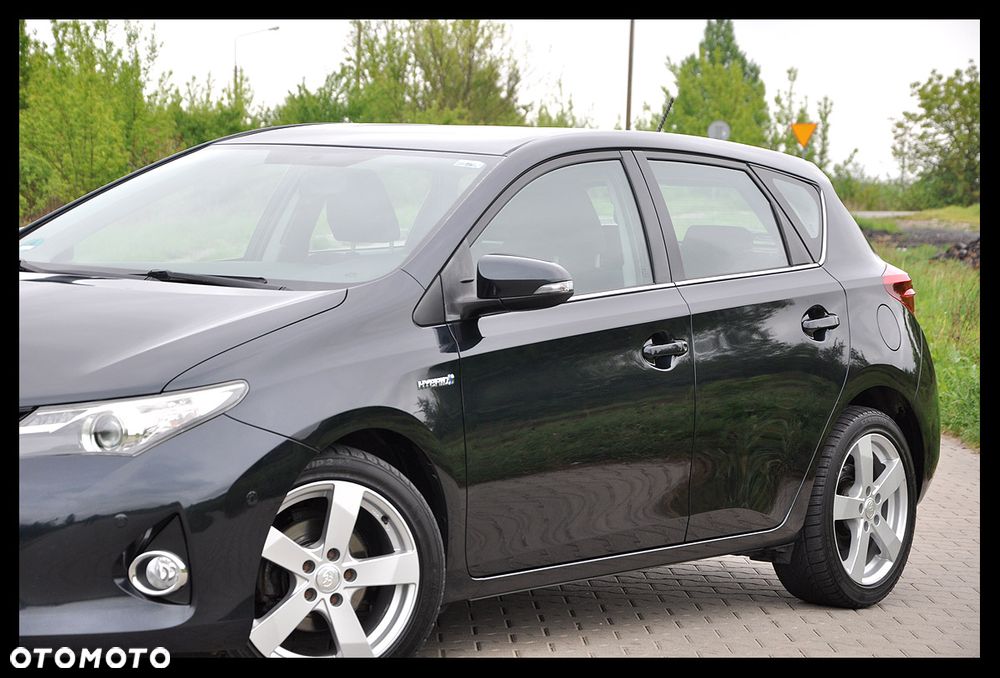 Toyota Auris - 13