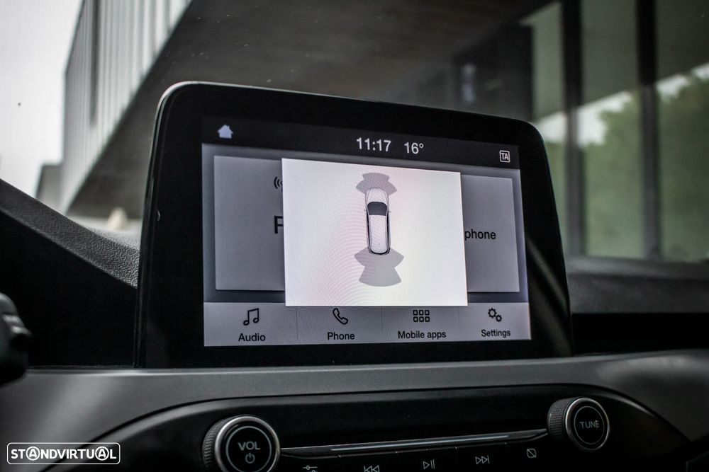 Ford Focus SW 1.0 EcoBoost Business - 44