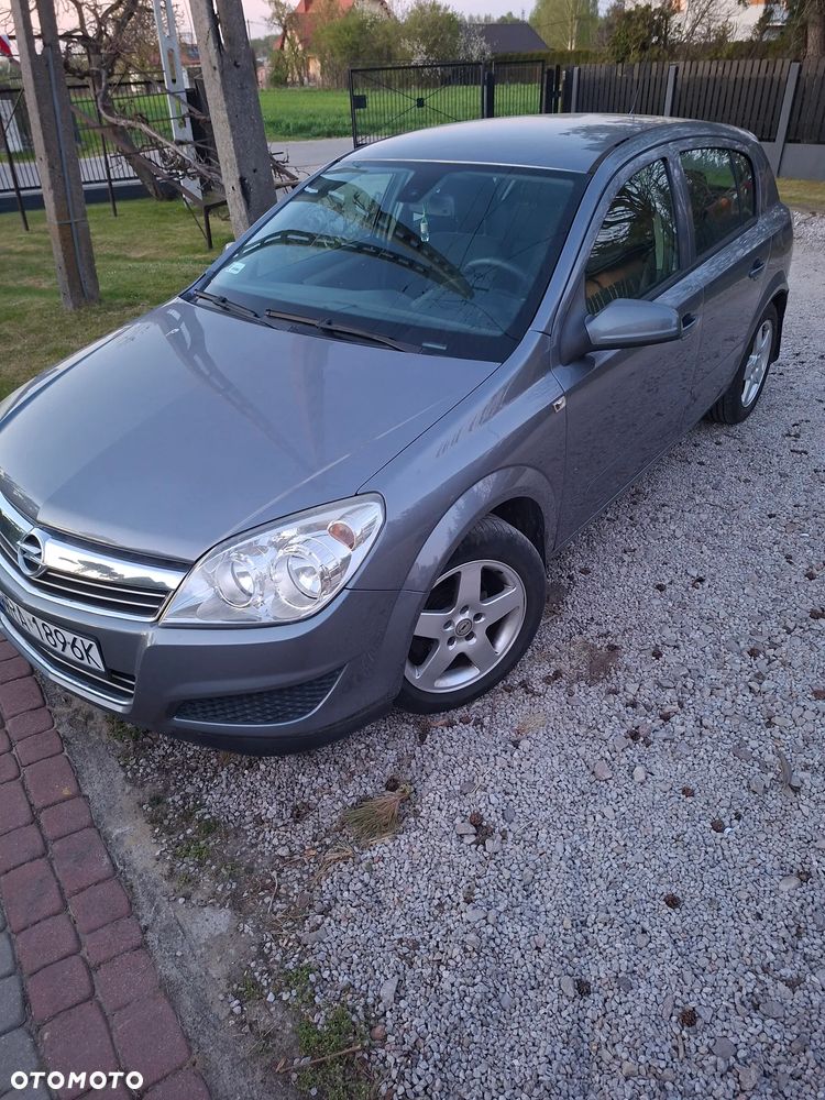 Opel Astra - 1
