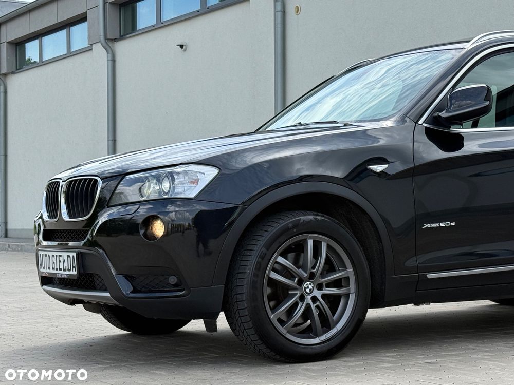 BMW X3 xDrive20d Blue Performance - 32