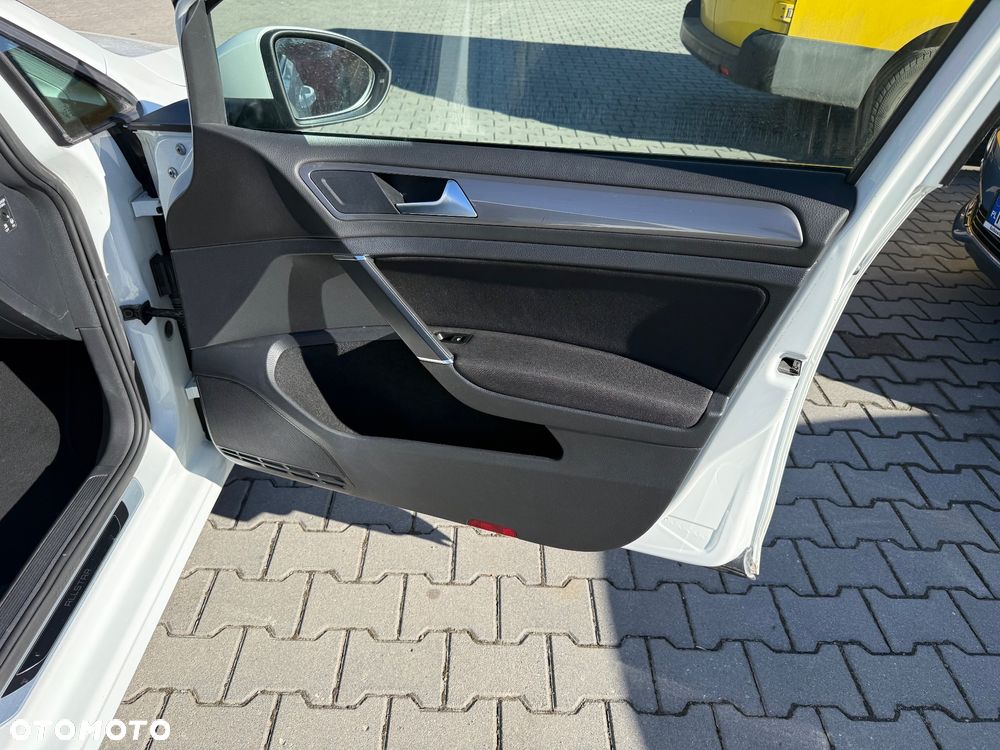 Volkswagen Golf 1.2 TSI BMT Start - 20