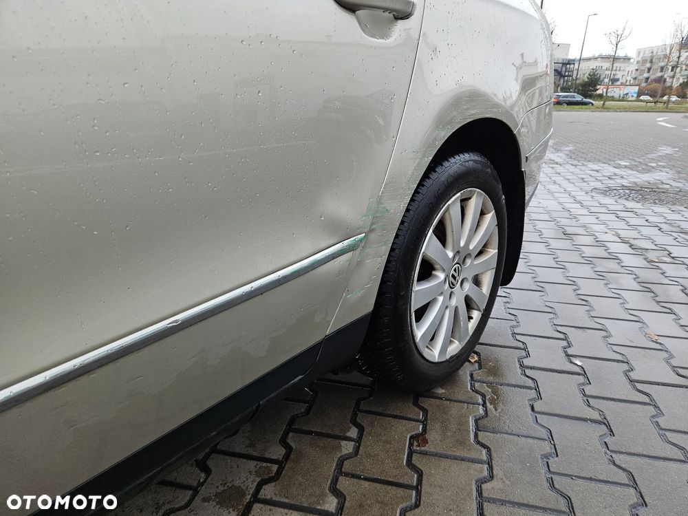 Volkswagen Passat 2.0 TDI Comfortline - 9