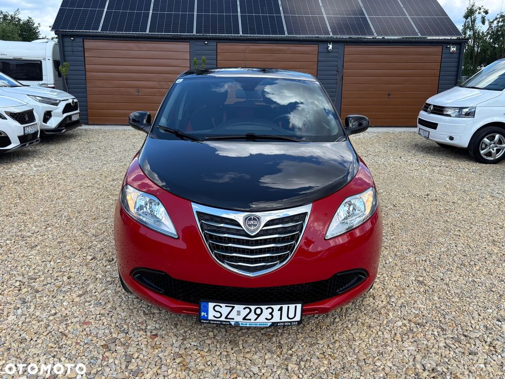 Lancia Ypsilon Y 1.2 8v Black & Red Edition - 5