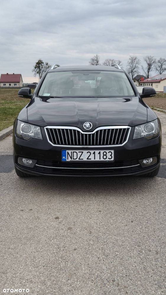 Skoda Superb 2.0 TDI Elegance DSG - 1