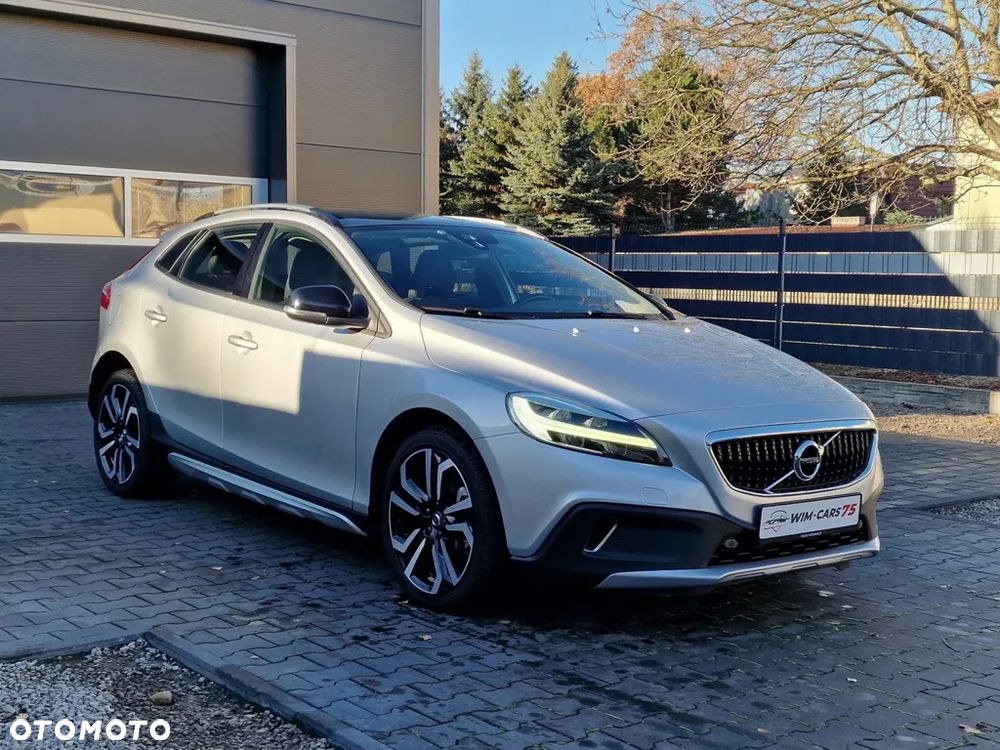 Volvo V40 Cross Country 2019 photo 5