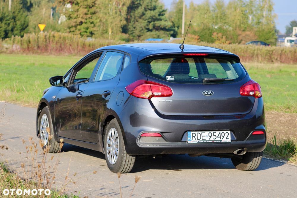 Kia Ceed 1.4 CVVT Attract - 9