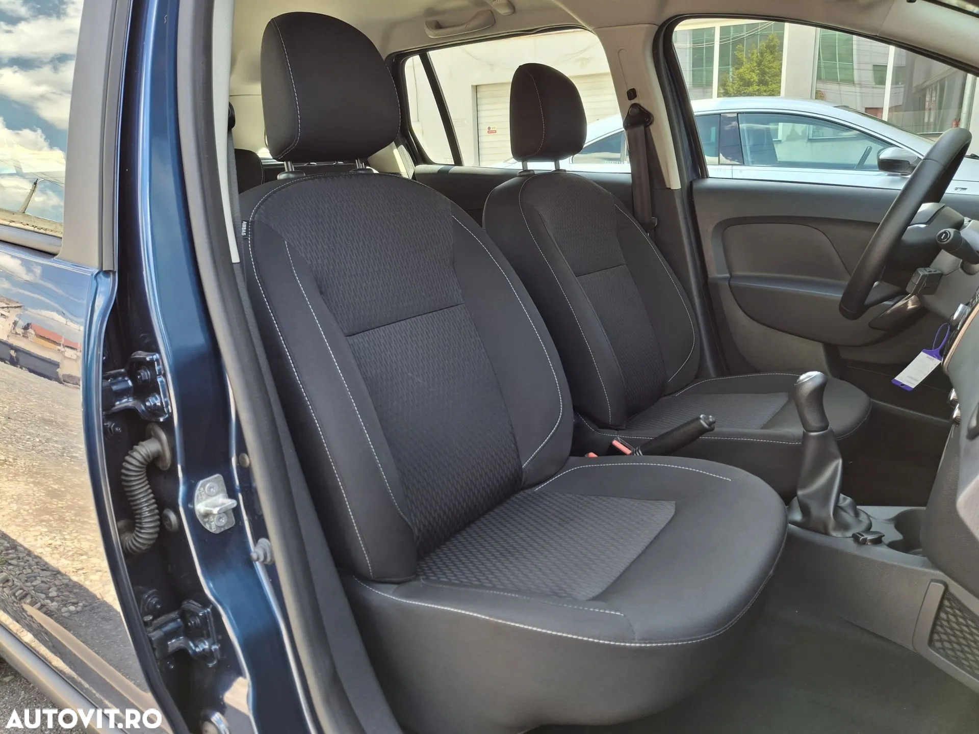 Dacia Logan MCV SCe 75 Ambiance - 10
