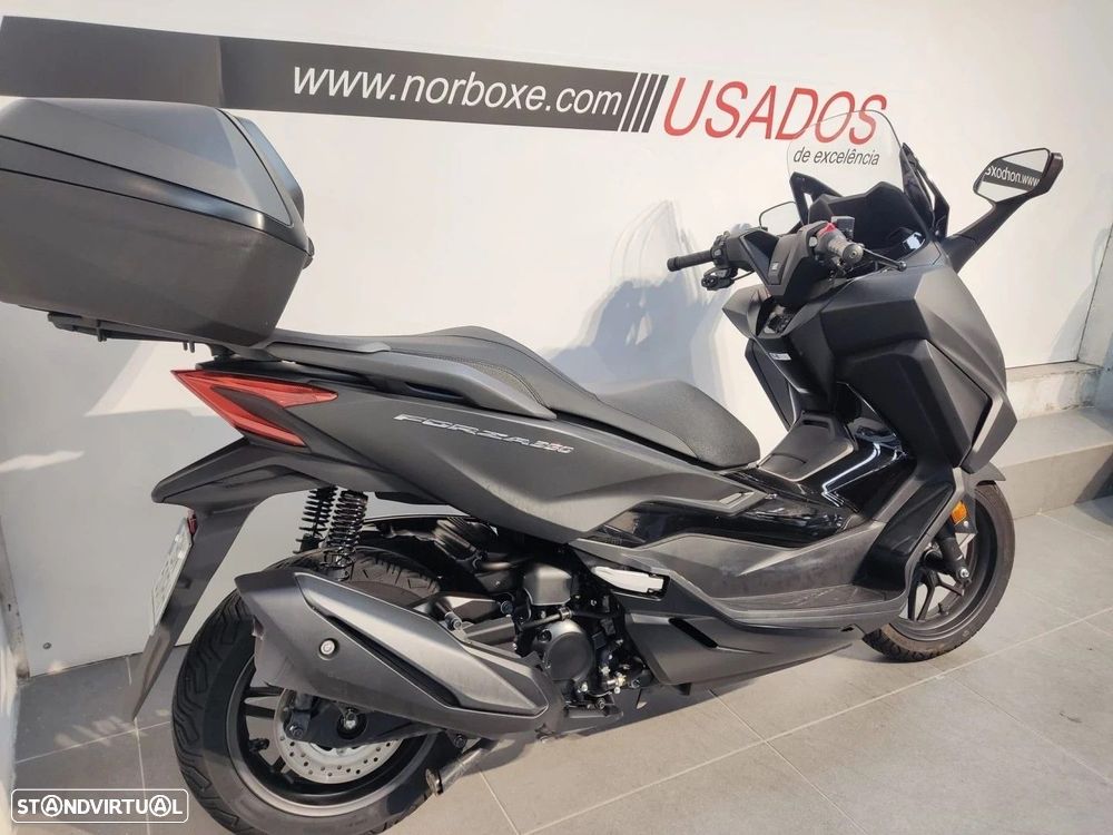 Honda Forza 350 - 2