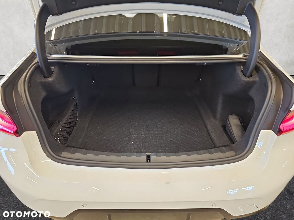 BMW Seria 3 - 36