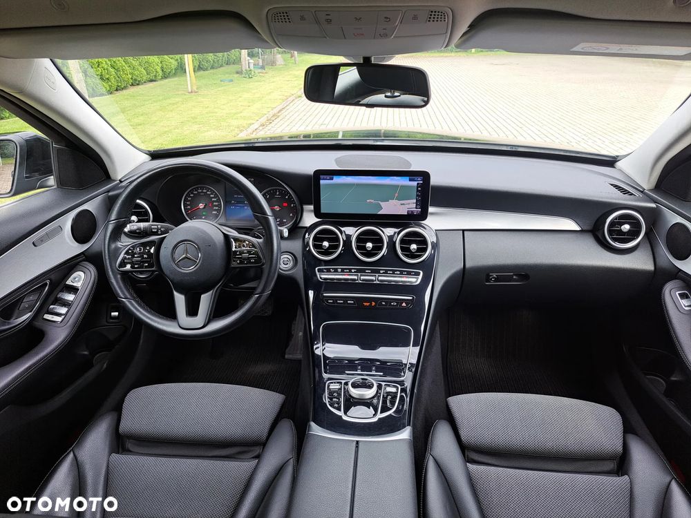 Mercedes-Benz Klasa C 220 d 9G-TRONIC Avantgarde - 21