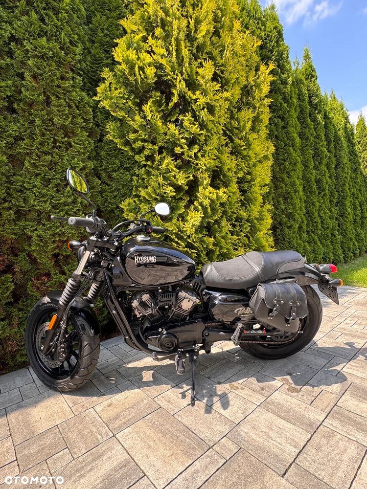 Hyosung GV - 2
