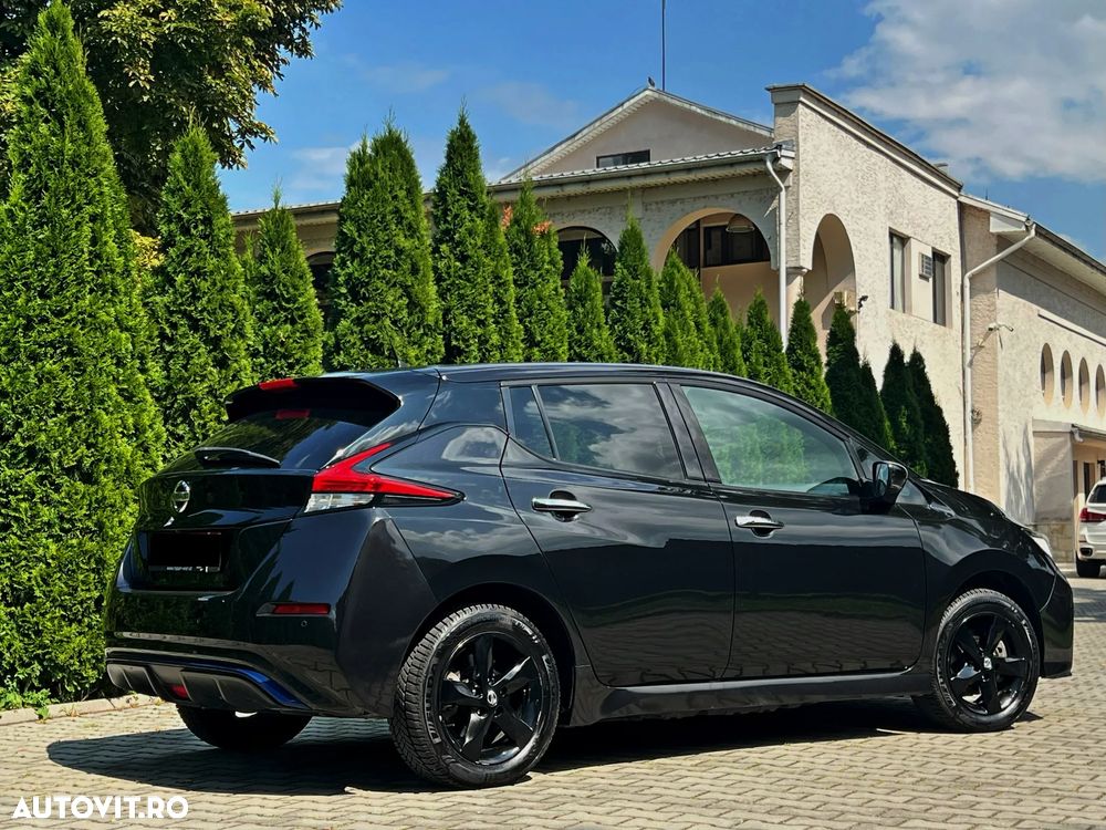 Nissan LEAF - 5